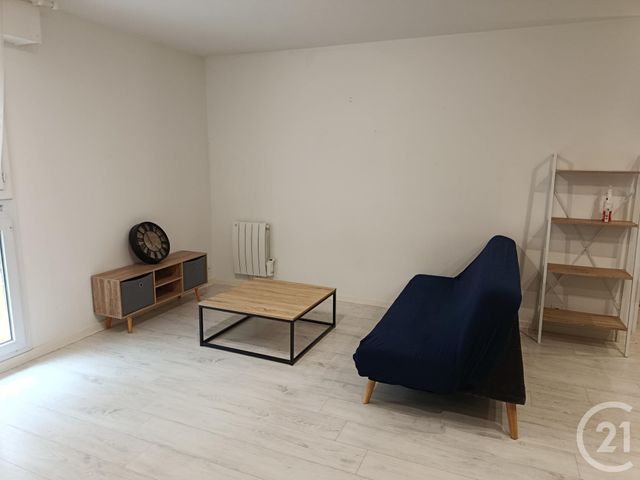 Appartement F2 à louer - 2 pièces - 45.15 m2 - VANNES - 56 - BRETAGNE - Century 21 Amara Immobilier