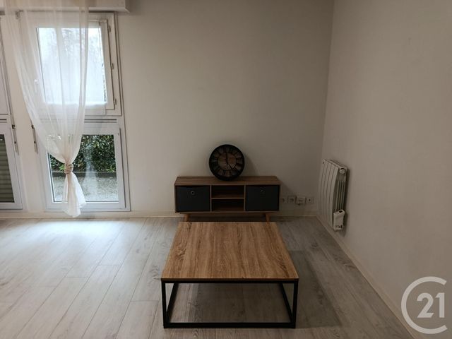 Appartement F2 à louer - 2 pièces - 45.15 m2 - VANNES - 56 - BRETAGNE - Century 21 Amara Immobilier