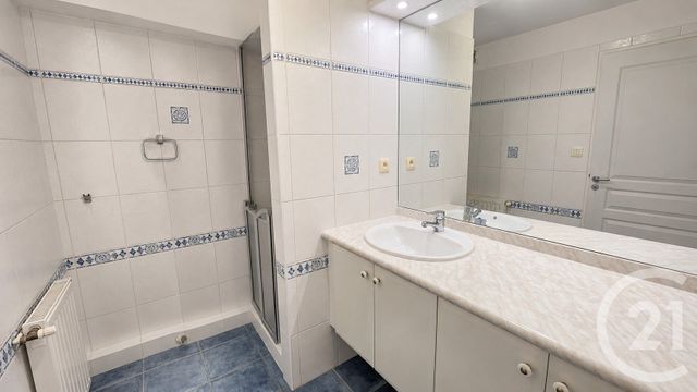 Appartement F4 à vendre - 4 pièces - 100.05 m2 - VANNES - 56 - BRETAGNE - Century 21 Amara Immobilier