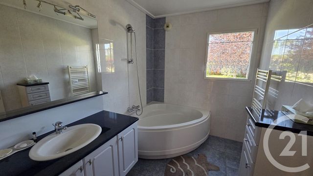 maison à vendre - 5 pièces - 145.0 m2 - TREFFLEAN - 56 - BRETAGNE - Century 21 Amara Immobilier