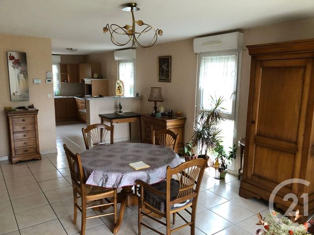 Appartement T4 à vendre - 4 pièces - 81.58 m2 - VANNES - 56 - BRETAGNE - Century 21 Amara Immobilier