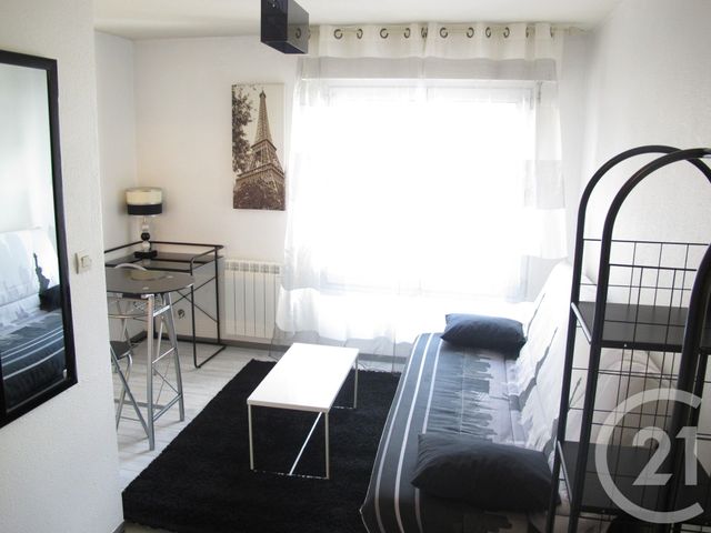 Appartement F1 à vendre - 1 pièce - 14.18 m2 - VANNES - 56 - BRETAGNE - Century 21 Amara Immobilier