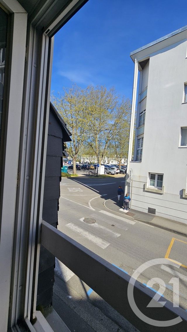 Appartement Duplex à vendre - 2 pièces - 24.3 m2 - VANNES - 56 - BRETAGNE - Century 21 Amara Immobilier