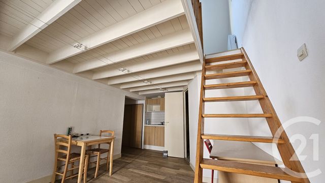 Appartement Duplex à vendre - 2 pièces - 24.3 m2 - VANNES - 56 - BRETAGNE - Century 21 Amara Immobilier