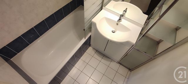 Appartement T2 à vendre - 2 pièces - 41.72 m2 - VANNES - 56 - BRETAGNE - Century 21 Amara Immobilier