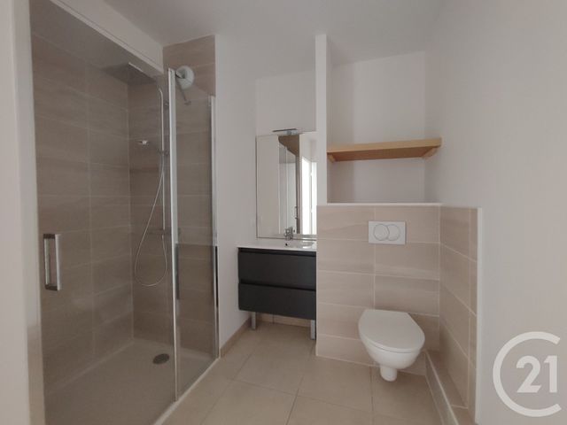 Appartement F2 à louer - 2 pièces - 44.0 m2 - VANNES - 56 - BRETAGNE - Century 21 Amara Immobilier