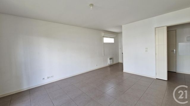 Appartement F2 à vendre - 2 pièces - 47.0 m2 - VANNES - 56 - BRETAGNE - Century 21 Amara Immobilier
