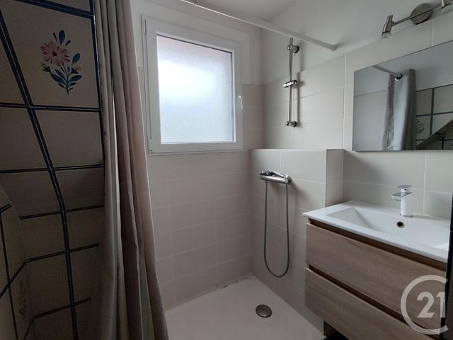 Afficher la photo en grand Appartement F2 à louer - 2 pièces - 48.0 m2 - LE BONO - 56 - BRETAGNE - Century 21 Amara Immobilier