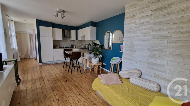 Appartement F2 à louer - 2 pièces - 37.58 m2 - VANNES - 56 - BRETAGNE - Century 21 Amara Immobilier