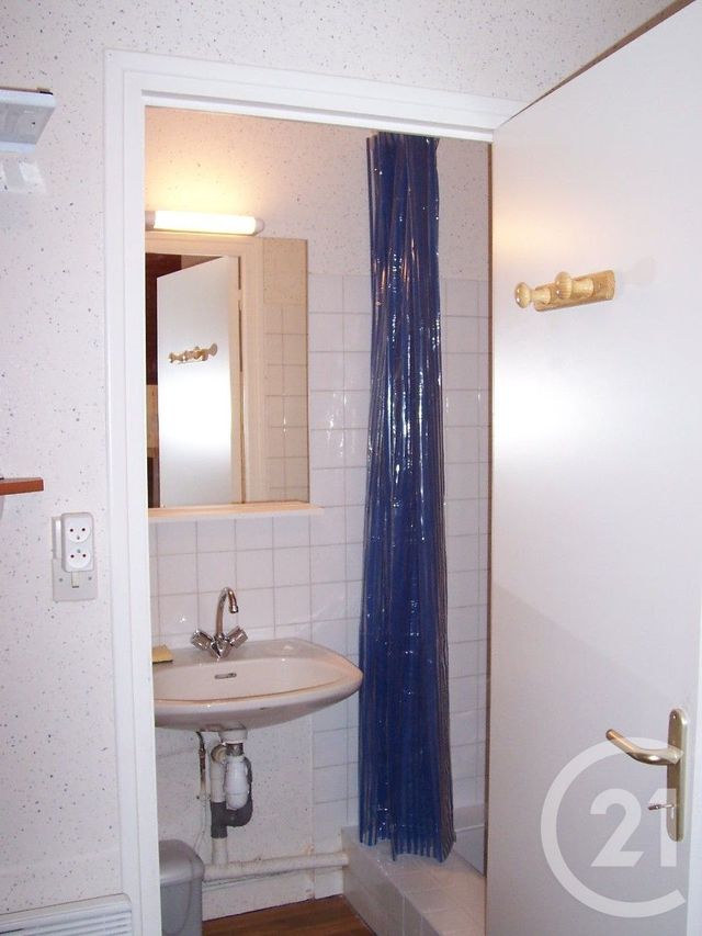 Appartement F1 à vendre - 1 pièce - 16.53 m2 - VANNES - 56 - BRETAGNE - Century 21 Amara Immobilier