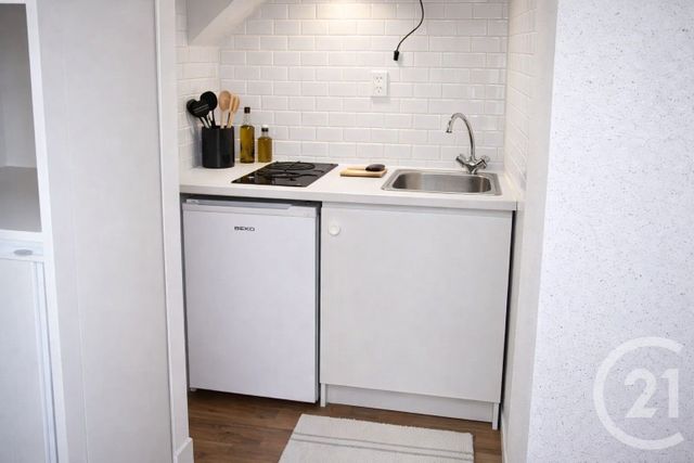 Appartement F1 à vendre - 1 pièce - 16.53 m2 - VANNES - 56 - BRETAGNE - Century 21 Amara Immobilier