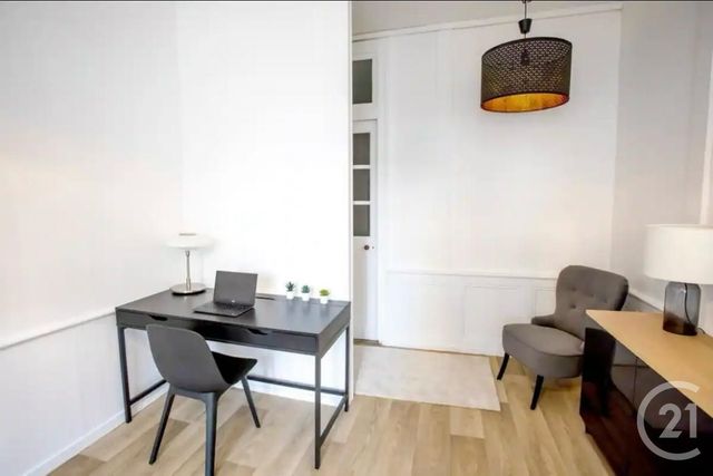 Appartement F3 à louer - 2 pièces - 50.58 m2 - VANNES - 56 - BRETAGNE - Century 21 Amara Immobilier