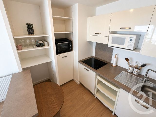 Appartement F2 bis à vendre - 2 pièces - 43.77 m2 - VANNES - 56 - BRETAGNE - Century 21 Amara Immobilier