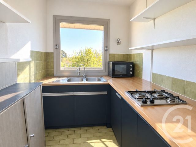 Appartement F2 à vendre - 2 pièces - 44.55 m2 - VANNES - 56 - BRETAGNE - Century 21 Amara Immobilier