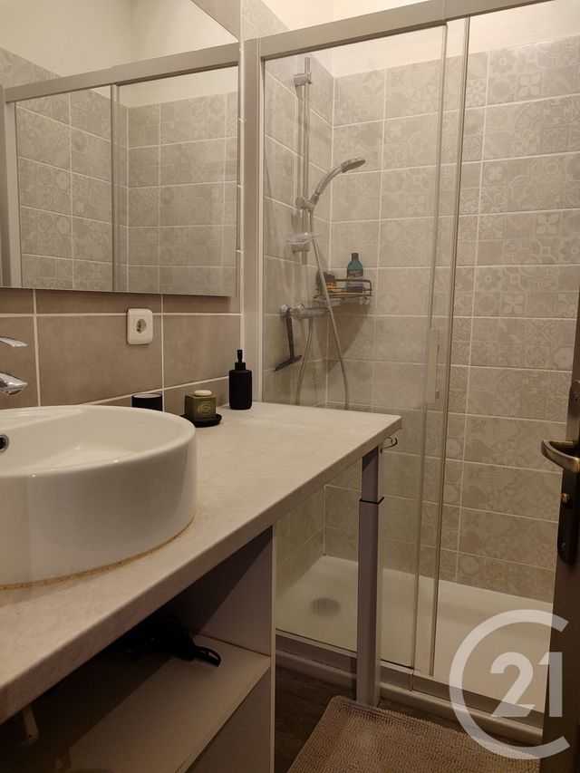 Appartement F3 à louer - 3 pièces - 58.71 m2 - VANNES - 56 - BRETAGNE - Century 21 Amara Immobilier