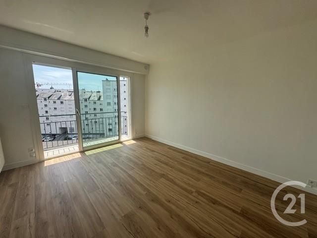 Appartement Studio à louer - 1 pièce - 29.86 m2 - VANNES - 56 - BRETAGNE - Century 21 Amara Immobilier