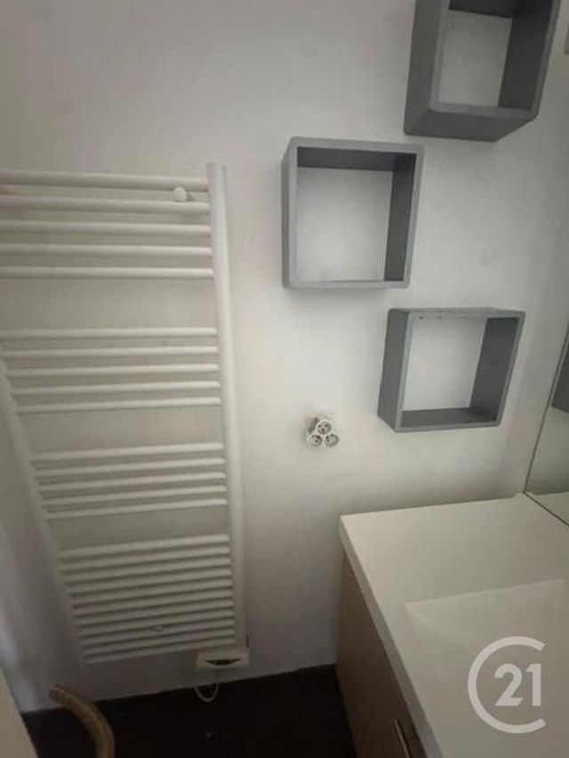 Appartement F2 à louer - 2 pièces - 41.51 m2 - ST AVE - 56 - BRETAGNE - Century 21 Amara Immobilier