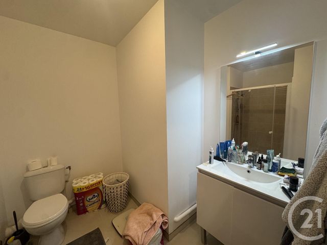 Appartement F2 à louer - 2 pièces - 47.89 m2 - PLOEREN - 56 - BRETAGNE - Century 21 Amara Immobilier
