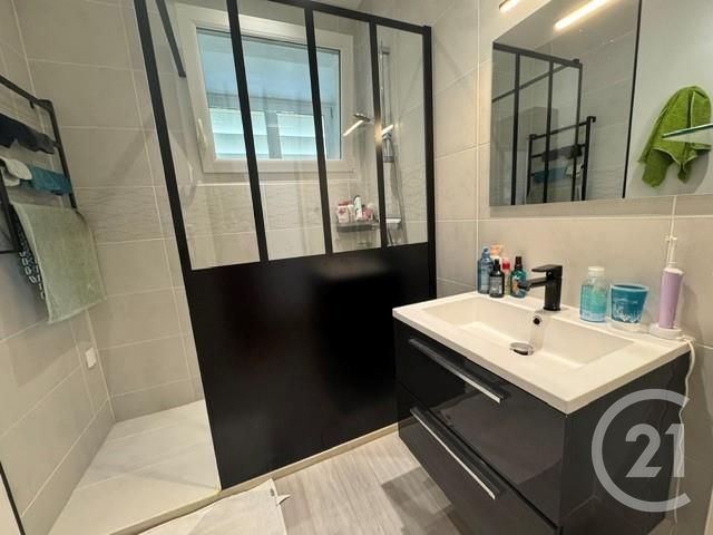 Appartement F4 à louer - 4 pièces - 75.0 m2 - VANNES - 56 - BRETAGNE - Century 21 Amara Immobilier
