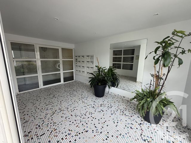 Appartement T2 à vendre - 2 pièces - 36.95 m2 - PLOEREN - 56 - BRETAGNE - Century 21 Amara Immobilier