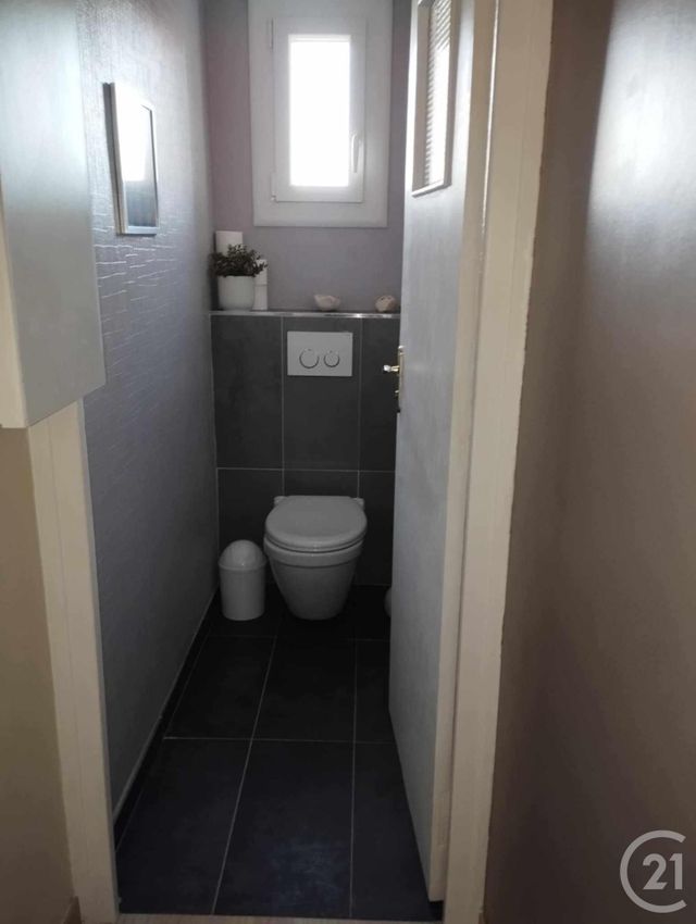 Appartement F3 à louer - 3 pièces - 48.83 m2 - VANNES - 56 - BRETAGNE - Century 21 Amara Immobilier