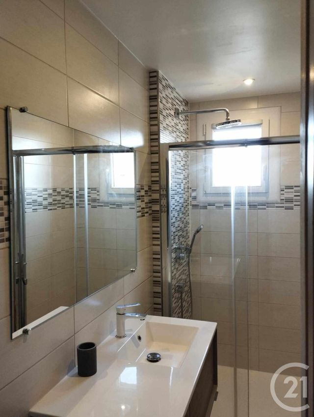 Appartement F3 à louer - 3 pièces - 48.83 m2 - VANNES - 56 - BRETAGNE - Century 21 Amara Immobilier