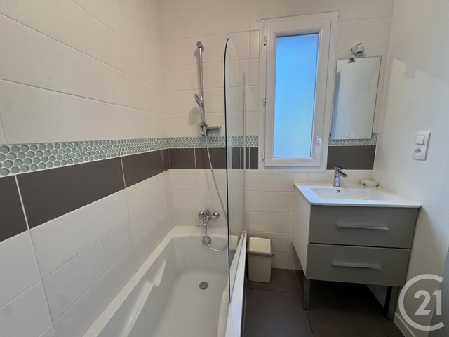 maison à louer - 4 pièces - 94.85 m2 - ST AVE - 56 - BRETAGNE - Century 21 Amara Immobilier