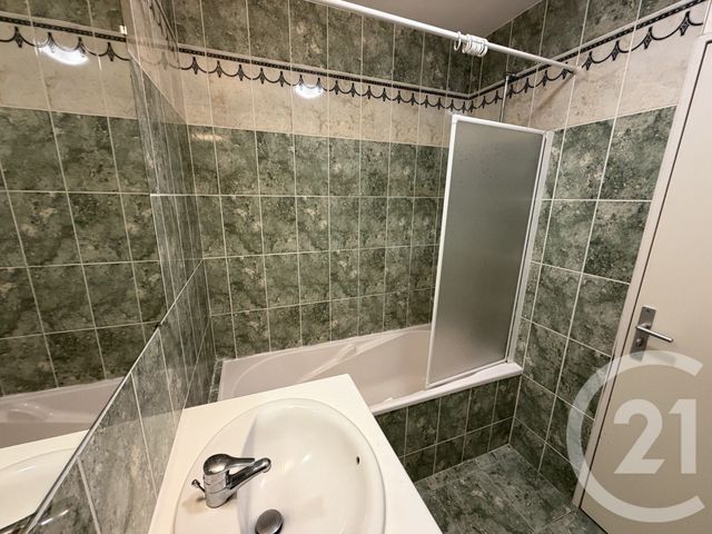 Appartement T2 à vendre - 2 pièces - 45.06 m2 - VANNES - 56 - BRETAGNE - Century 21 Amara Immobilier