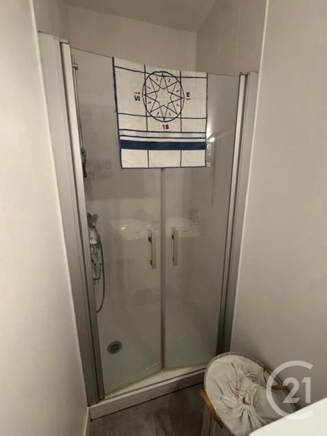 Appartement F2 à louer - 2 pièces - 43.32 m2 - VANNES - 56 - BRETAGNE - Century 21 Amara Immobilier